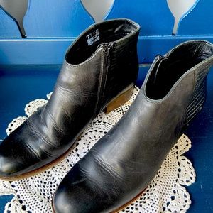 Clarks Women’s Ankle Boots, Size 10 1/2